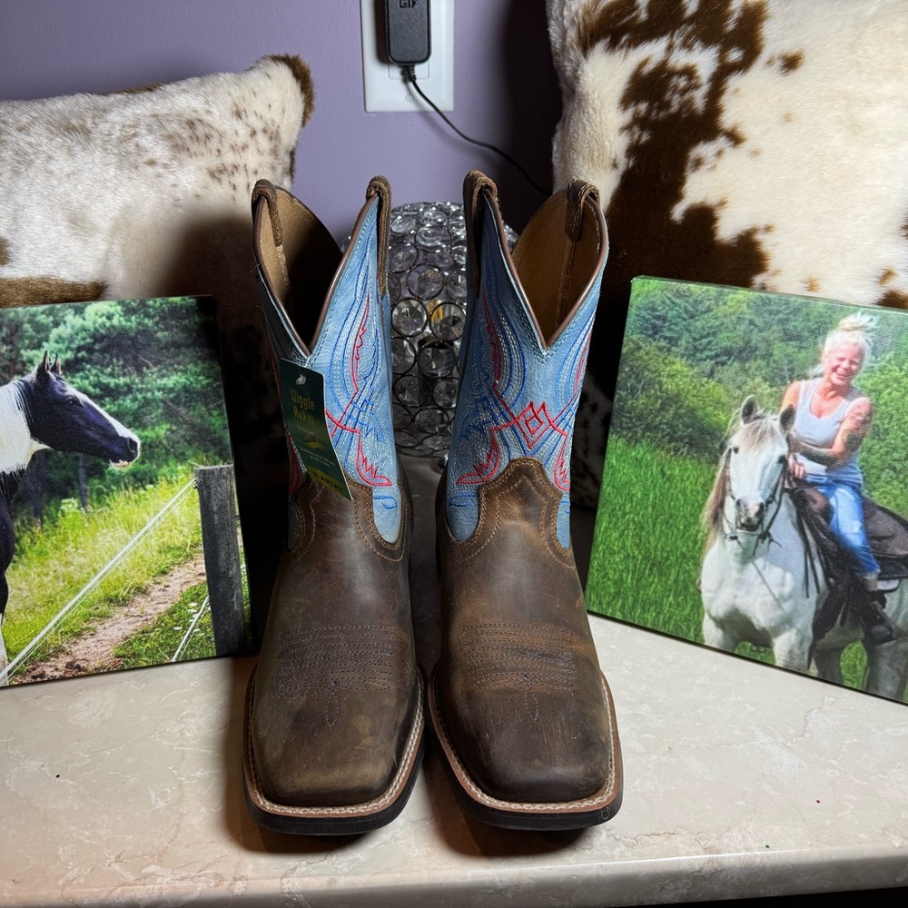 Ariat Kids Western Boots 🤠 Distressed Brown + Blue Stitch | Size 5